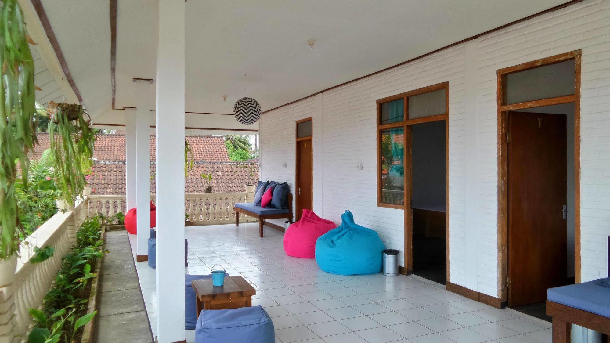 Friendly House Bali Hostel Ουμπούντ Εξωτερικό φωτογραφία
