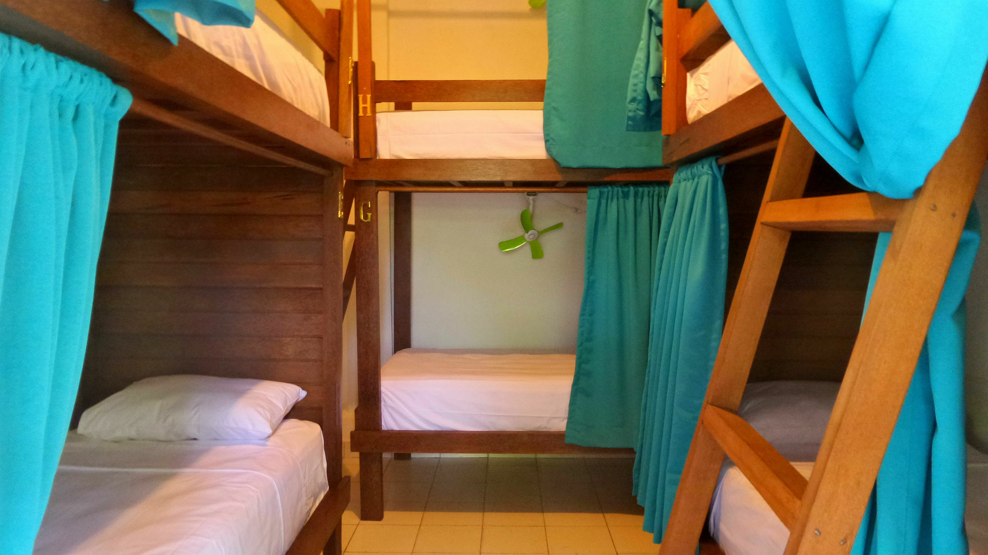 Friendly House Bali Hostel Ουμπούντ Εξωτερικό φωτογραφία